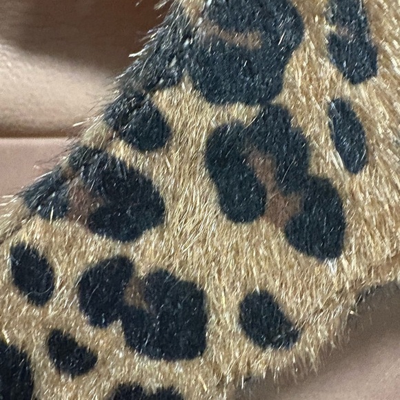 Charlie Paige Women's Leopard Print Sandals size 8 - Picture 7 of 7
